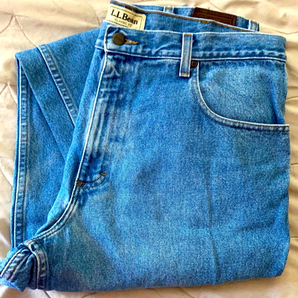 Men’s LLBean classic fit jeans
